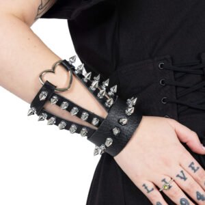 moria heart stud bracelet ladies black heartless 1.jpg